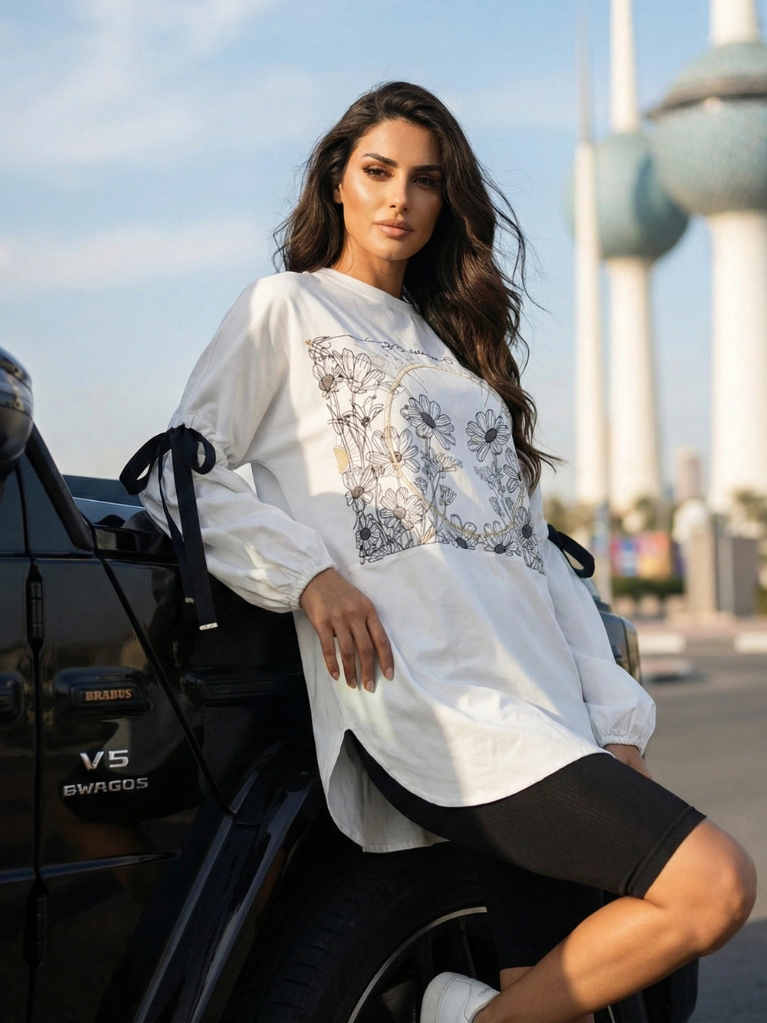 LUMA – Nuwair Flower Embroidery ( Pre-Order ) Follow The Sun LUMA – Nuwair Flower Embroidery ( Pre-Order ) T-Shirt Follow The Sun