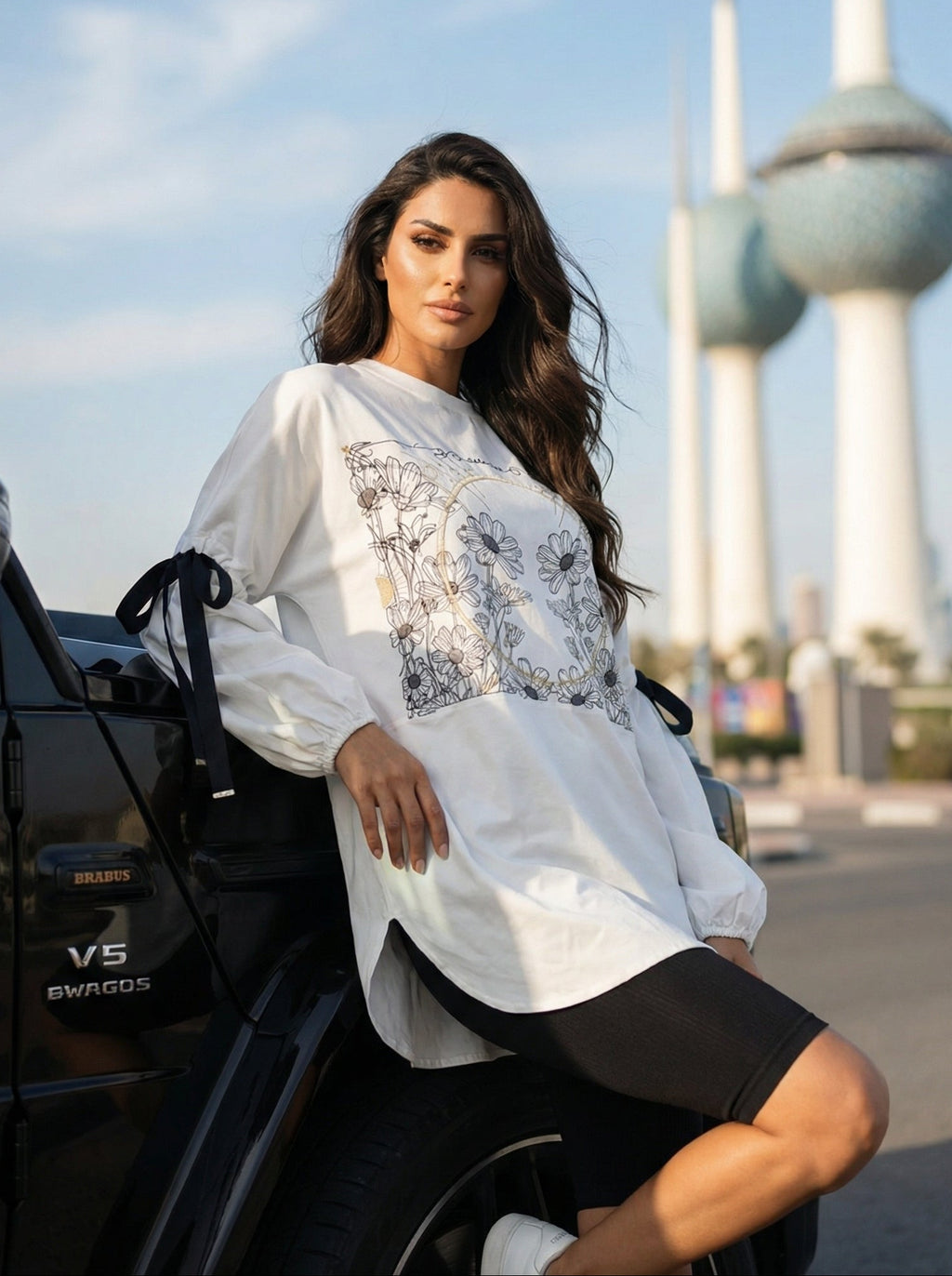 LUMA – Nuwair Flower Embroidery ( Pre-Order ) Follow The Sun LUMA – Nuwair Flower Embroidery ( Pre-Order ) T-Shirt Follow The Sun